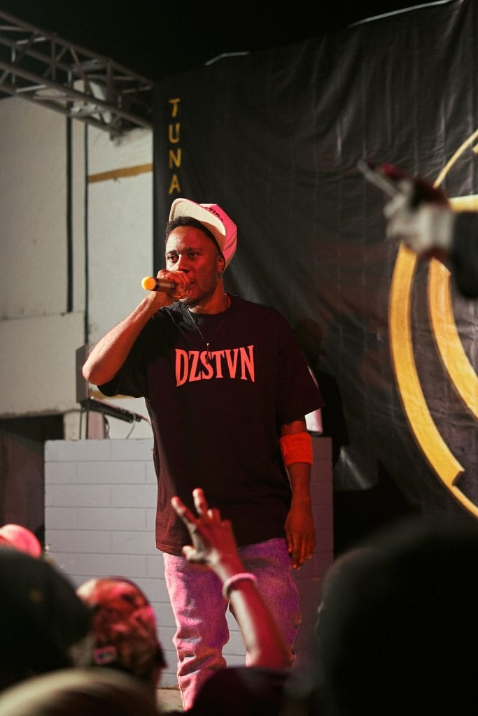 dizasta vina tunduma